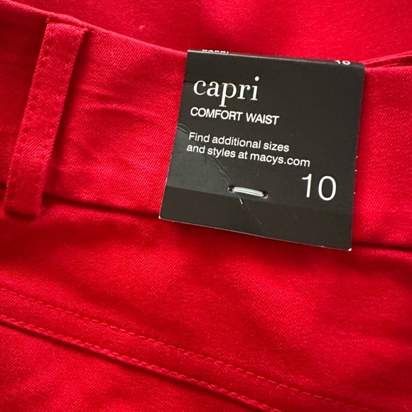 Alfani Red Capris with Snap Details - Picture 8 of 8